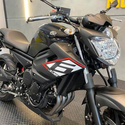 YAMAHA XJ6 N 